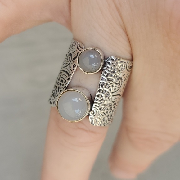 New Unique Chalcedony 925 Silver Ring. - Picture 10 of 16